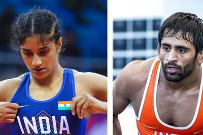 Delhi HC Refuses to Interfere With Vinesh Phogat, Bajrang Punia Asian Games Trials Exemption