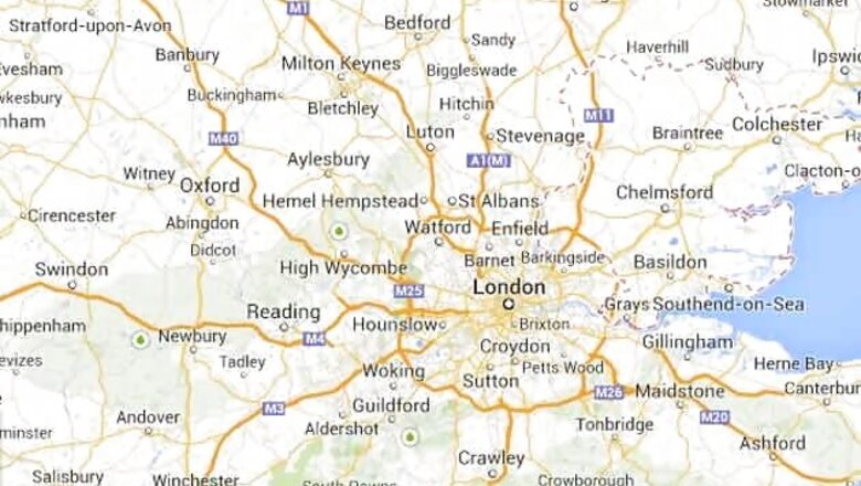 UK: Aircraft crashes into a field, 2 persons dead