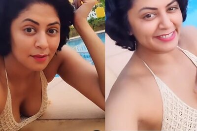 Kavita Kaushik Looks Smashing Hot As She Has A Message For Haters | Watch Video