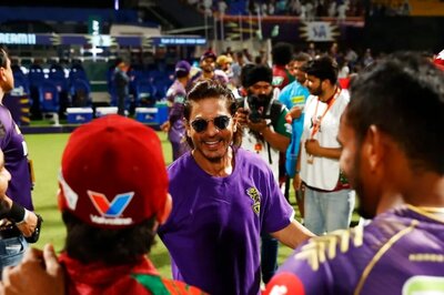Shah Rukh Khan Consoles Dejected KL Rahul with a Warm Hug After LSG's Loss: WATCH
