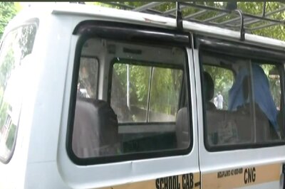 Delhi Govt to Allow Private Cars to Be Converted Into School Cabs Under New Policy | Details Here