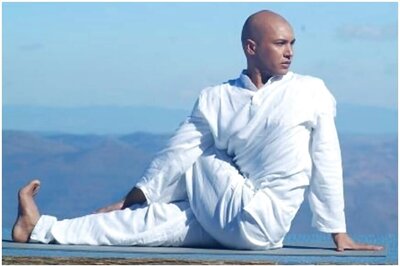 On World Yoga Day, Meet Manmohan Bhandari — ‘Ramdev of China’