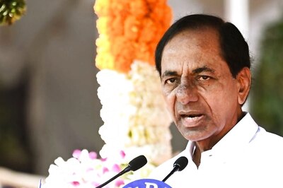 Telangana CM Says Rs 6,000 Aid for Farmers by Maha Govt Insufficient