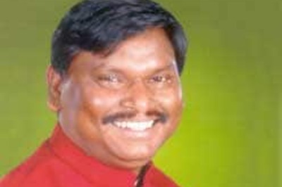 BJP backs Munda despite Marandi revolt