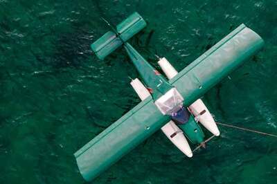 Seaplane Crashes into Sydney River Ahead of New Year Celebrations, Six Dead