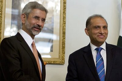 Indo-Pak to Hold First FS-Level Talks After Pathankot Attacks