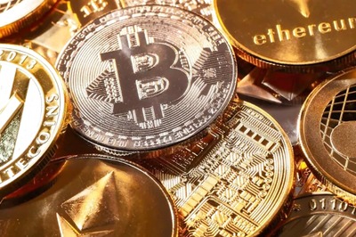 Bitcoin Price Today Falls Near $47,000; Ether, Dogecoin Drop. Top Cryptocurrency Rates