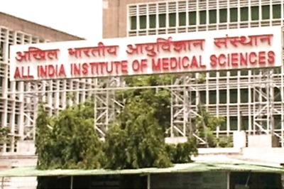 AIIMS doctor sacked for manhandling patient
