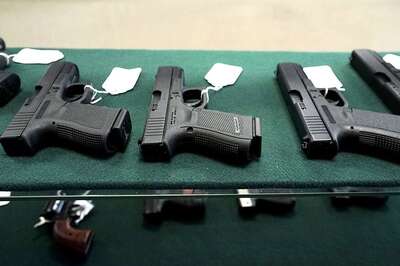 US State of Kansas Allows College Students, Teachers to Carry Guns