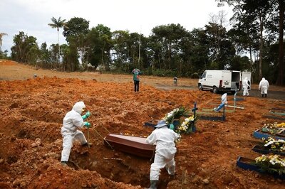 'Saw Lot of Bodies in Basement': Brazil Next Coronavirus Epicentre With Mass Graves, Overwhelmed Hospitals