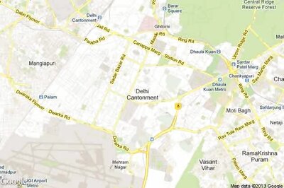 Delhi: Businessman's security guard shoots a teenager