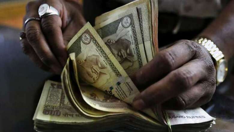 Government Notifies Law to Make Banned Note Possession Punishable