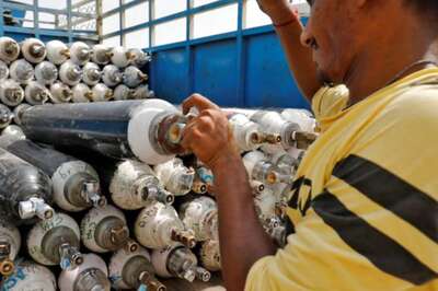 Delhi Govt Again Sends File on Committee to Probe Oxygen-related Deaths to LG Baijal