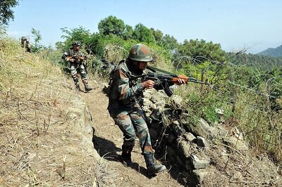 Jawan Killed, Another Injured in Sniper Attack by Militants in Kashmir's Tral Army Camp