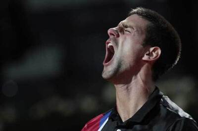 Djokovic cruises into Shanghai Masters quarters