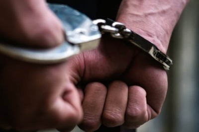 Mumbai: 20-year-old Woman Fights Back After Sexual Assault in Train; Accused Held Within Hours