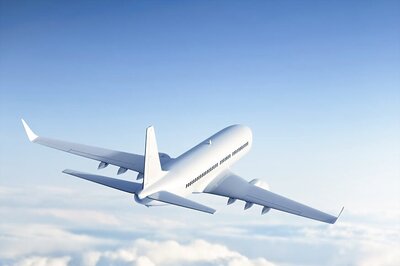 Major Airlines Welcome TC's Nod For In-flight  WiFi, Voice Services