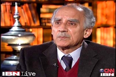 Former NDA minister Arun Shourie flays Modi regime, calls economic policies directionless