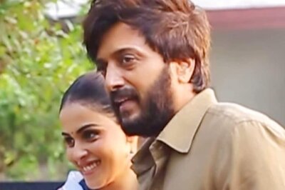 Riteish Deshmukh and Genelia Cast Vote For Lok Sabha Elections 2024; Latter Says 'Yeh Zaroori Hai'