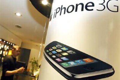 Apple tops phone chart; Nokia, Samsung step up
