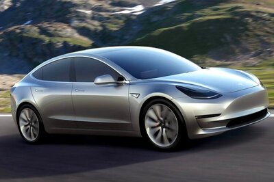 Tesla says Model 3 electric car pre-orders topped $10 billion in first 36 hours