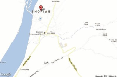 J&K: Militants attack polling officials in Shopian