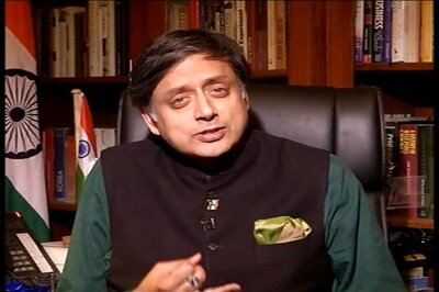 We want an India with both Krishna and Kanhaiya Kumar, says Shashi Tharoor
