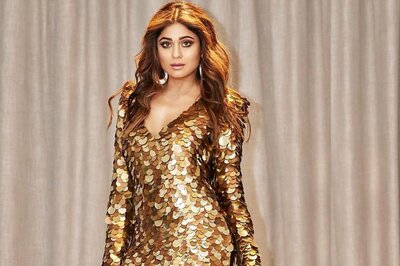Shamita Shetty Channels Disco Vibes, Flaunts Her Perfectly Toned Figure In Golden Sequin Dress; See Pics