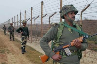 R-Day infiltration bid leads to firing at Indo-Pak border