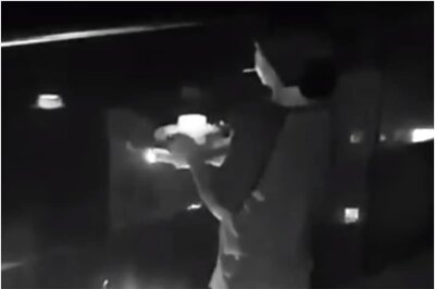 AbRam Lights Diyas to Express Solidarity in Fight Against COVID-19, Gauri Khan Shares Video