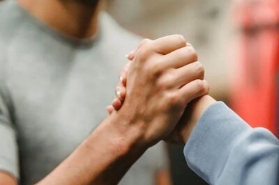 Research Finds Weak Handgrip Strength May Indicate Major Health Problems