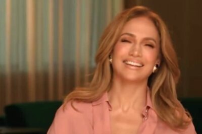 Jennifer Lopez Makes First Award Show Appearance Post-Ben Affleck Divorce Filing