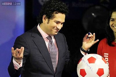 ISL: Tendulkar, Ranbir, Hrithik star attraction at opening ceremony