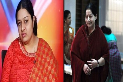 Huge Cut Out Supporting Jayalalithaa's Niece Comes up in Coimbatore