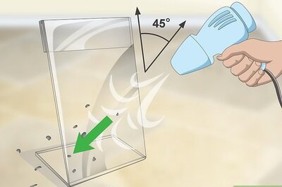 How to Clean Plexiglass