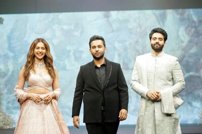 Varun Chakkilam’s 40 Glamorous Designs Steal The Show at Lakshmi Manchu’s Teach For Change Annual Fundraiser