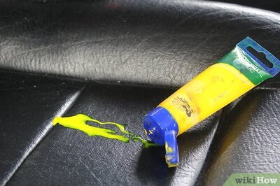 How to Remove Paint From a Leather Auto Seat