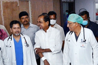 Telangana CM KCR Rushed to Hospital After Complaint of Weakness, Pain in Left Arm; Doctors Say 'He's Alright'