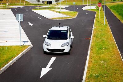 Automakers Put Pedal to the Metal on Electric Vehicles