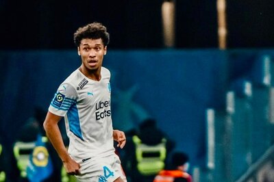 Aston Villa Sign Midfielder Boubacar Kamara on Free Transfer From Lyon