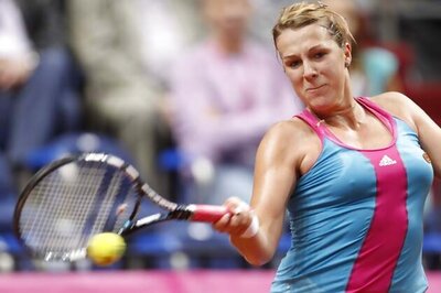 Russia, Serbia level at 1-1 in Fed Cup semi-final