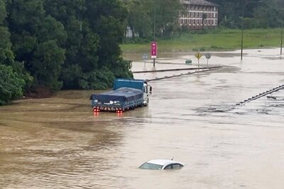 Death Toll from Malaysia's Worst Floods in Years Rises to 46; 5 Still Missing