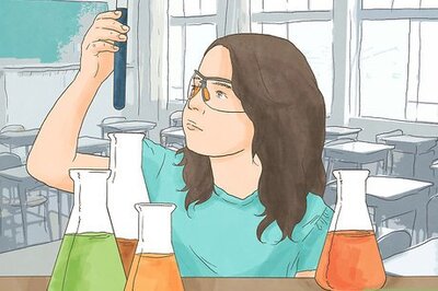 How to Become a Biochemist