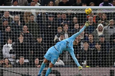 Ange Postecoglou Lauds Tottenham Keeper Vicario After Game-Winning Performance vs Everton