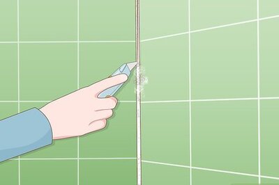 How to Caulk a Shower