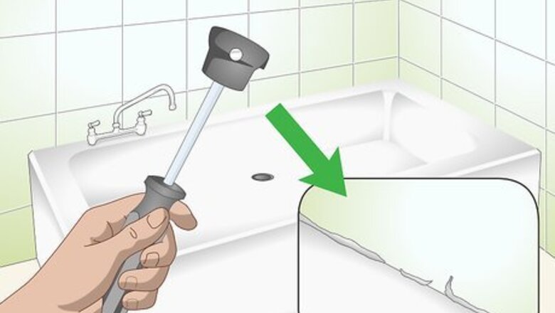 How to Caulk a Bathtub