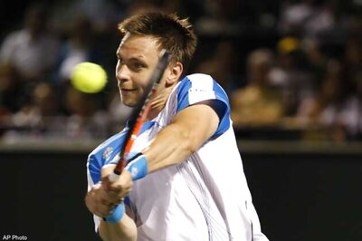Soderling reaches 3rd round at Barcelona