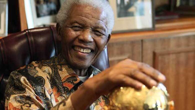 Nelson Mandela on life support system, SA remains on the edge