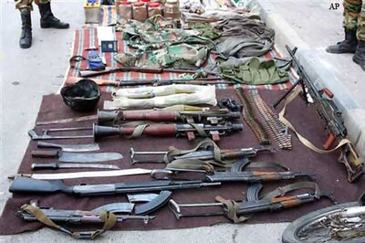 STF arrests two arms smugglers with weapons