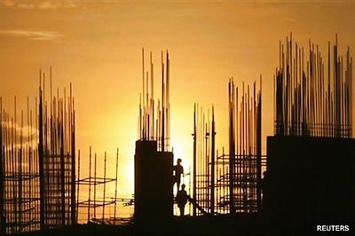 IMF cuts India 2012 growth forecast to 4.9 pc